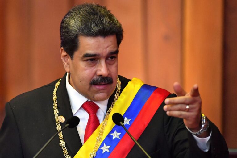 facebook-freezes-venezuelan-dictators-account-for-covid-misinformation-cnet