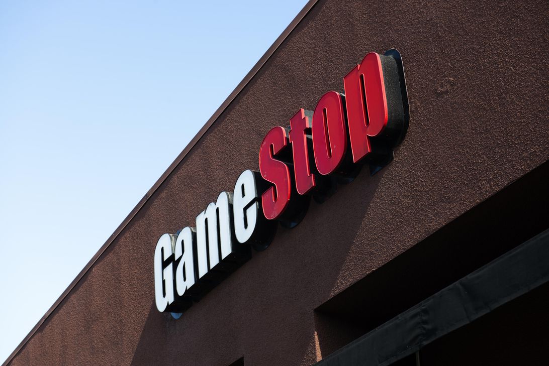 gamestop-files-with-sec-to-sell-3