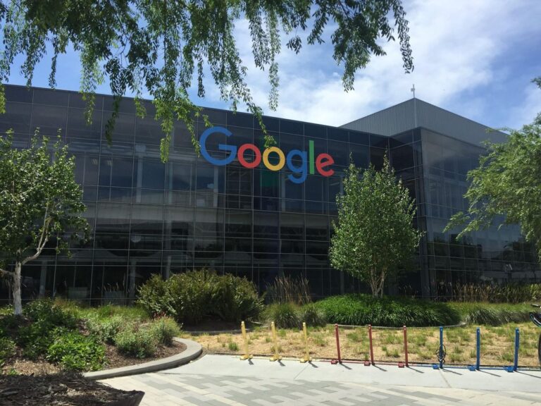 google-to-require-vaccinations-for-on-campus-work-postpones-return-to-office-cnet